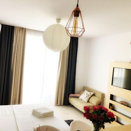 Lucky Star Studio Mamaia Nord Năvodari Exteriör bild