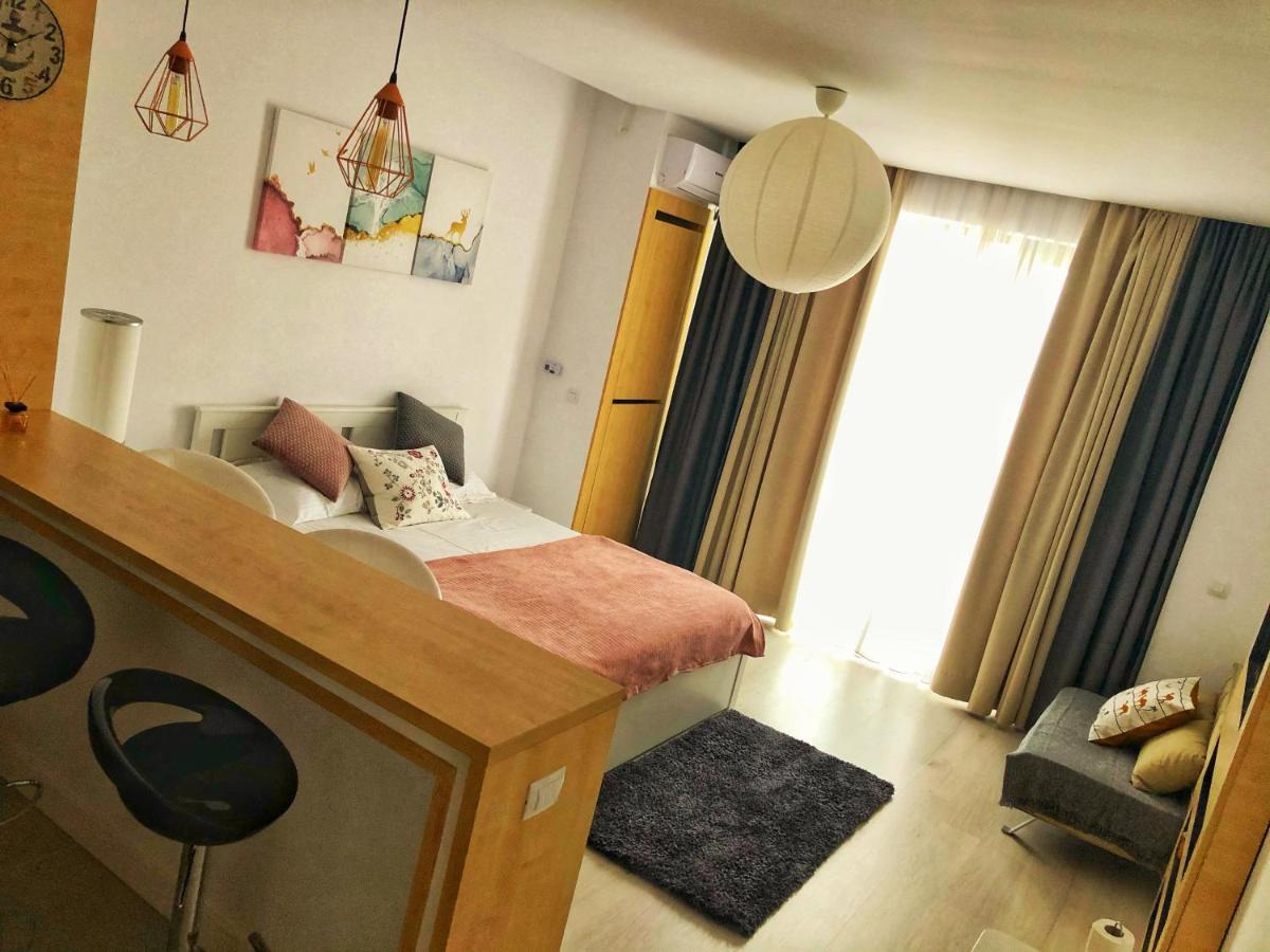 Lucky Star Studio Mamaia Nord Năvodari Exteriör bild